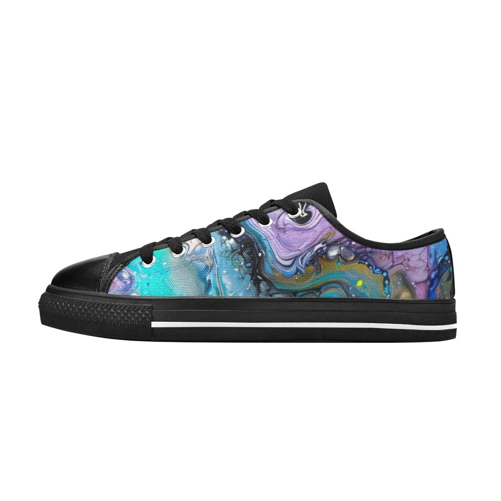 Fluid Art Heart - Women's Classic Canvas Shoes